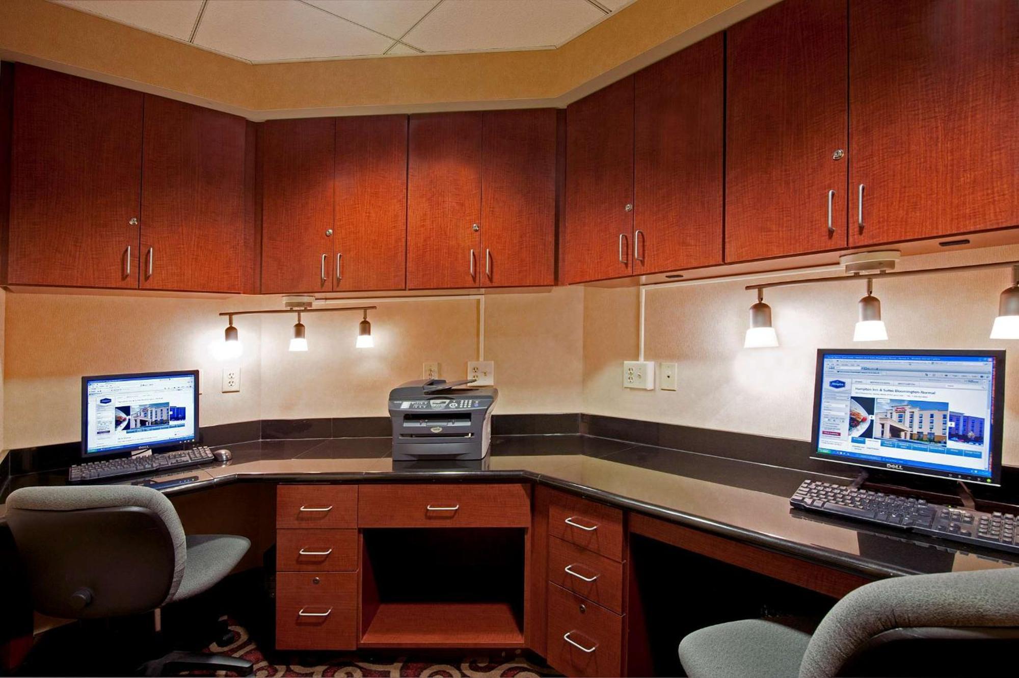 Hampton Inn & Suites Bloomington-Normal Εξωτερικό φωτογραφία