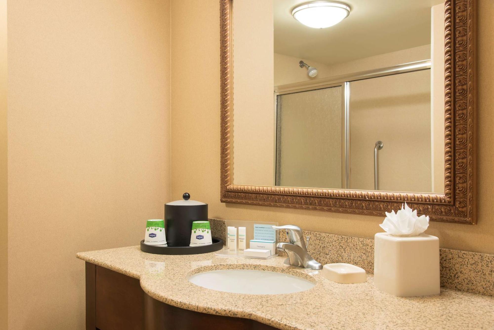 Hampton Inn & Suites Bloomington-Normal Εξωτερικό φωτογραφία