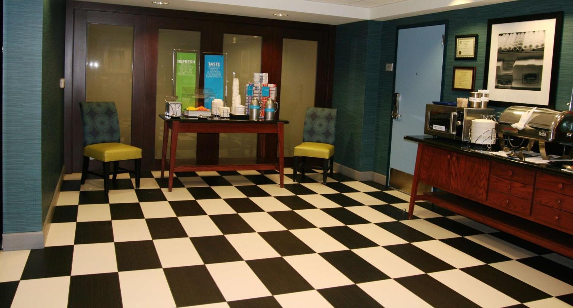 Hampton Inn & Suites Bloomington-Normal Εξωτερικό φωτογραφία