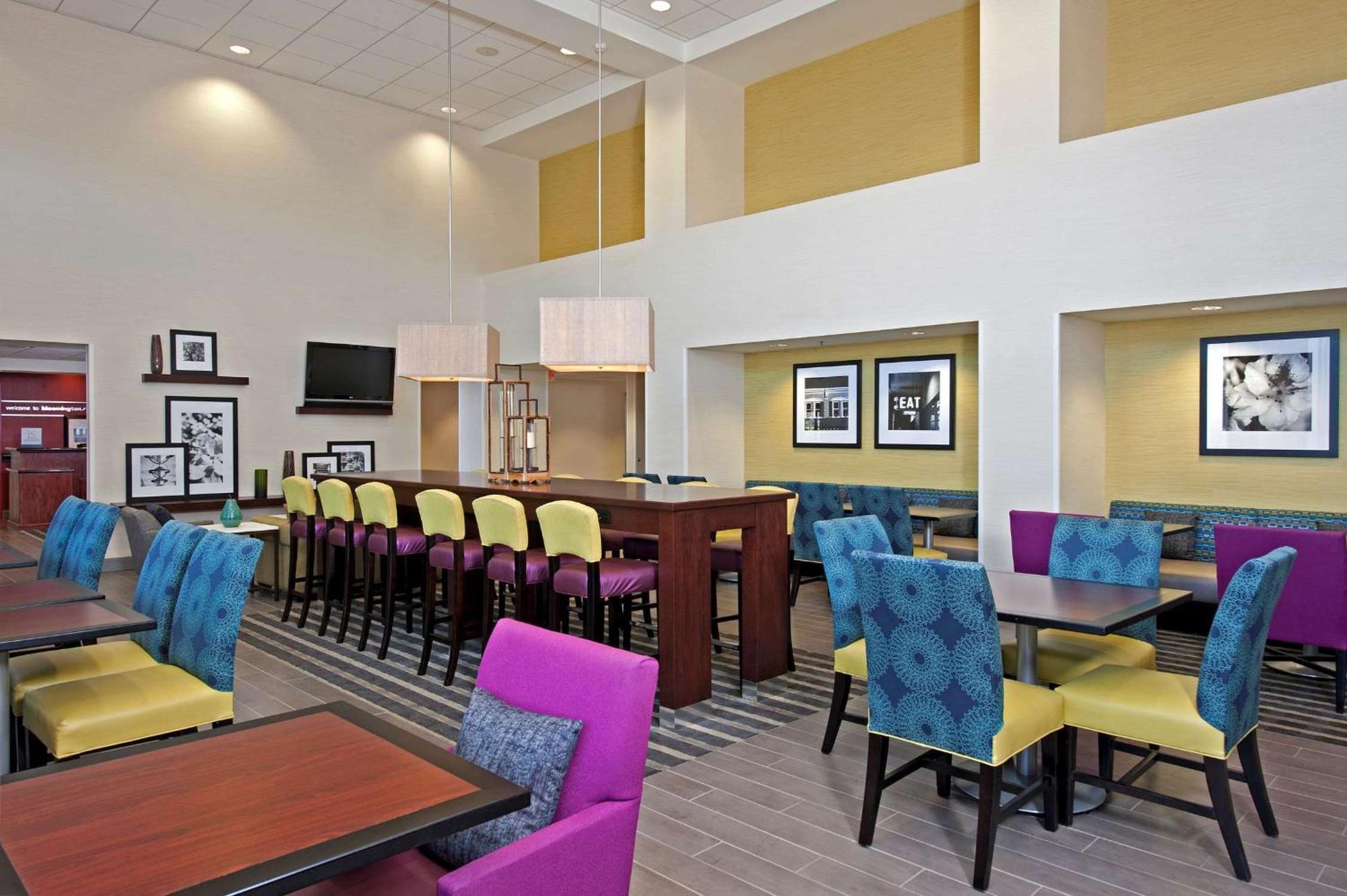Hampton Inn & Suites Bloomington-Normal Εξωτερικό φωτογραφία